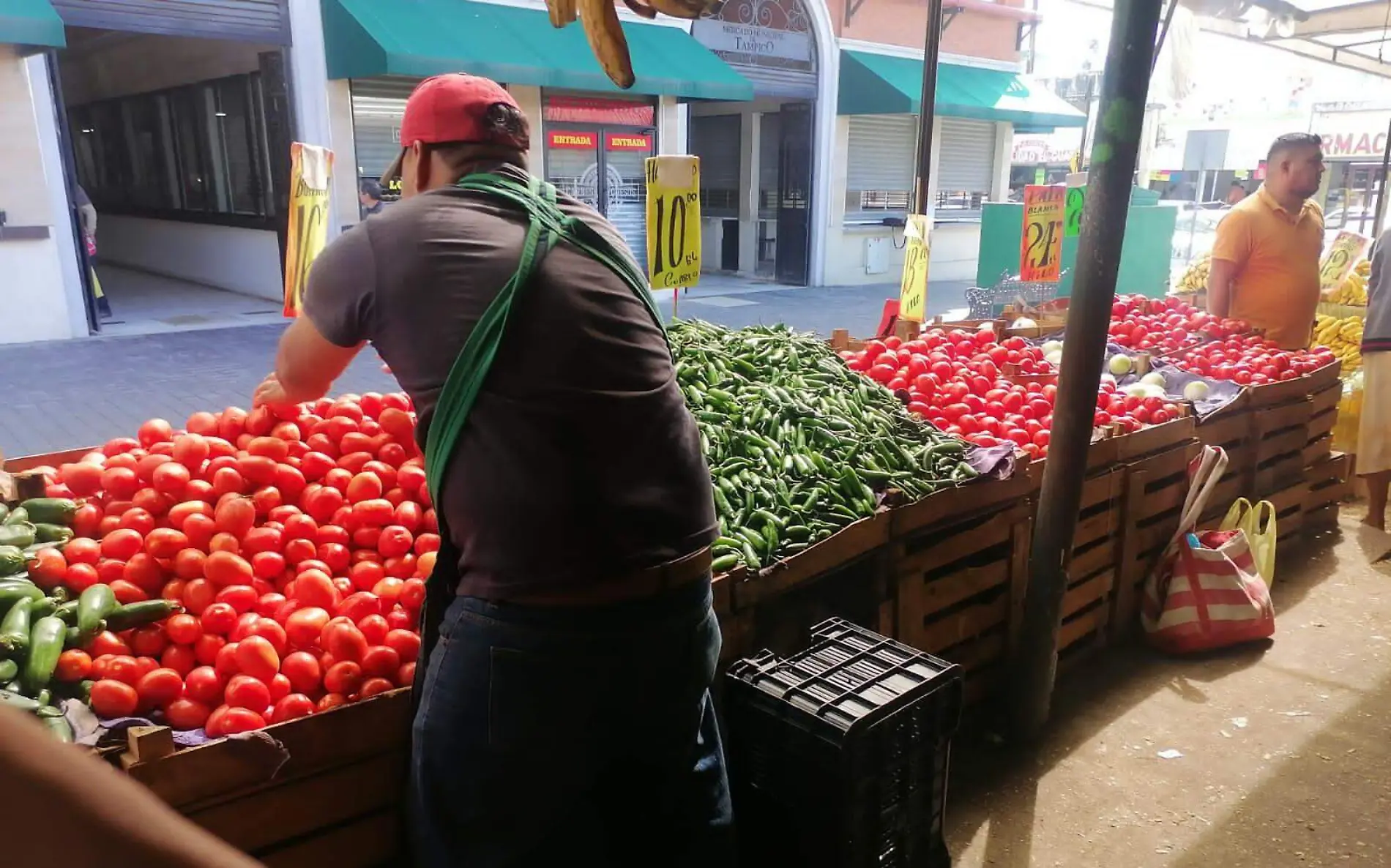 Aumentan precios y verduras en Tampico 